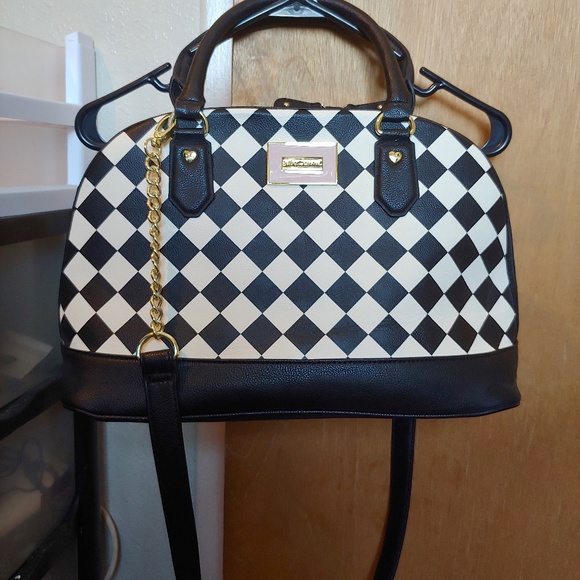 betsey johnson checkered purse